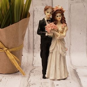VTG. Marriage Bride and Groom Resin Figurine